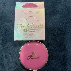 Too Faced Berry Dreamy Blurring Blush